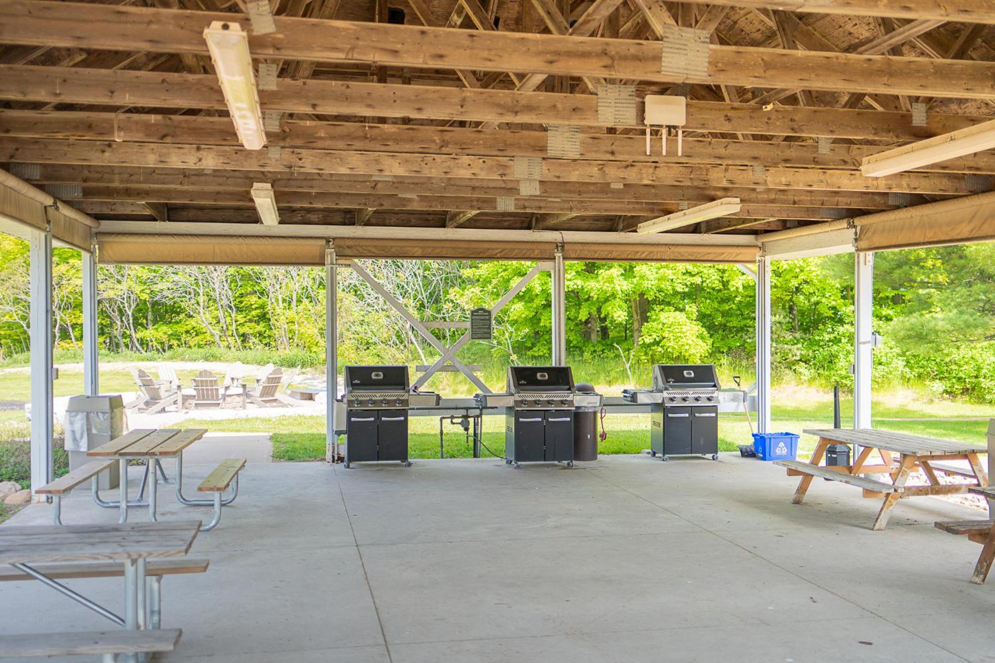 Horseshoe Valley Suites - The Aurora Shanty Bay Bagian luar foto