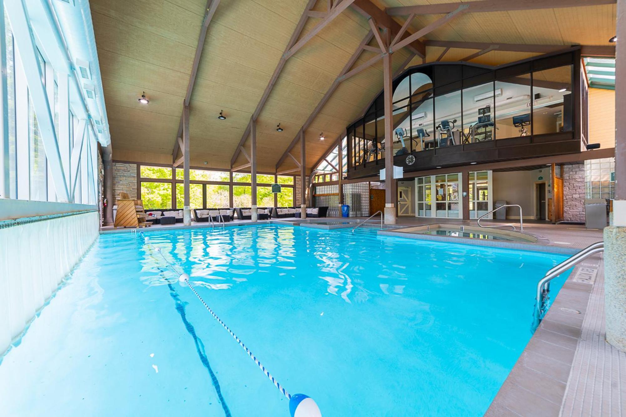 Horseshoe Valley Suites - The Aurora Shanty Bay Bagian luar foto